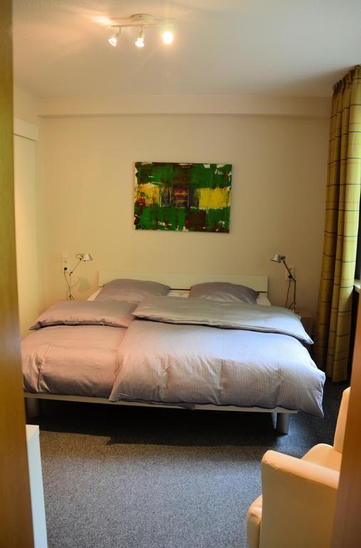 Hotel Schlafschoen Munden  Ruang foto