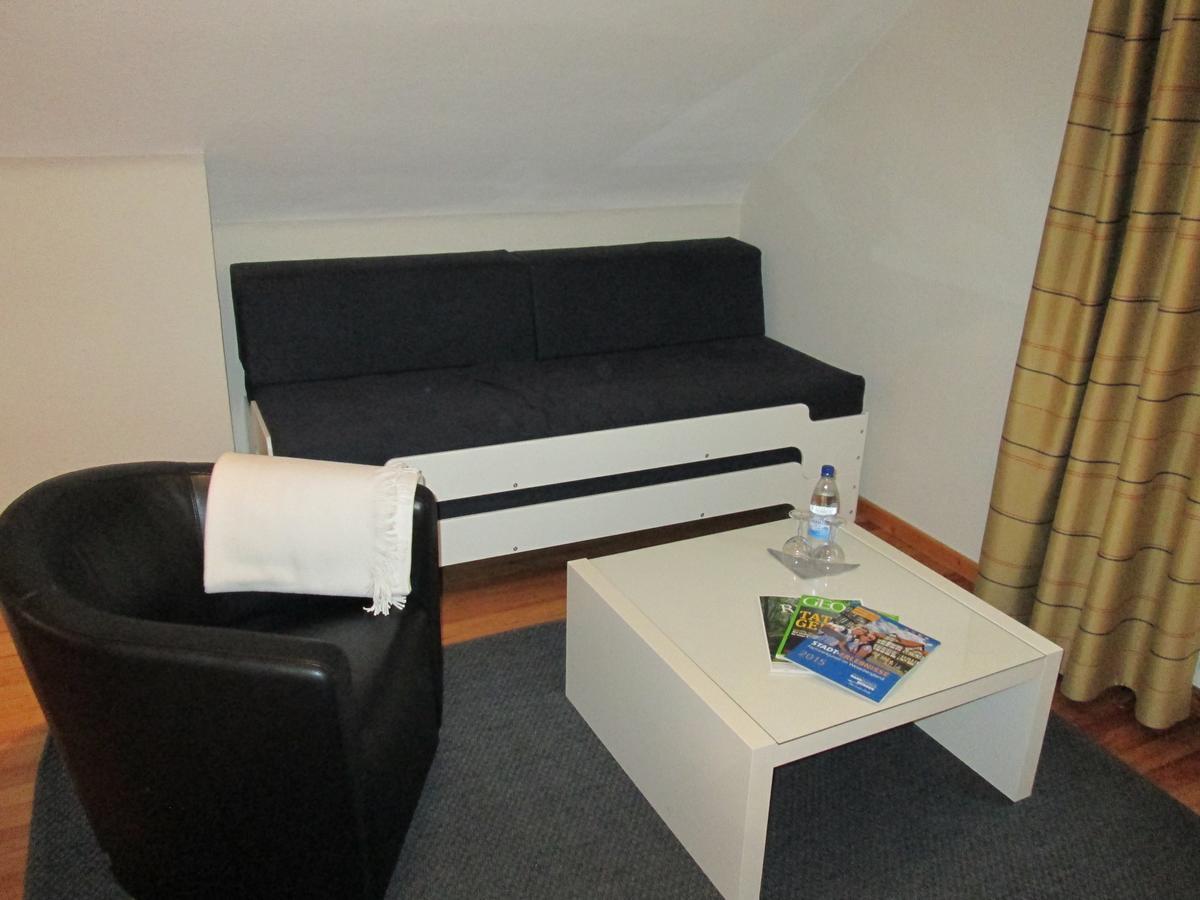 Hotel Schlafschoen Munden  Bagian luar foto